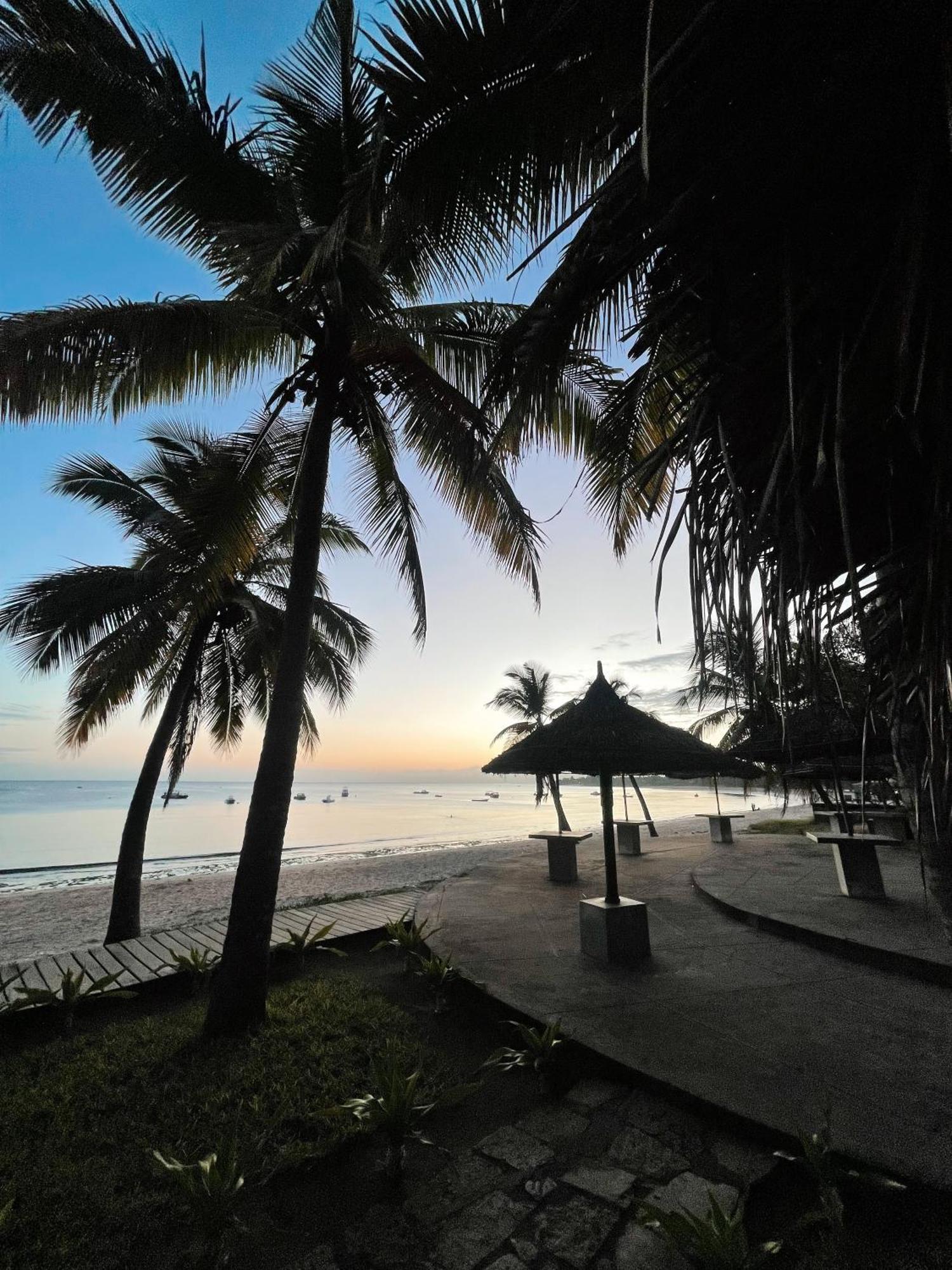 The Nautilus Pemba Hotel Luaran gambar